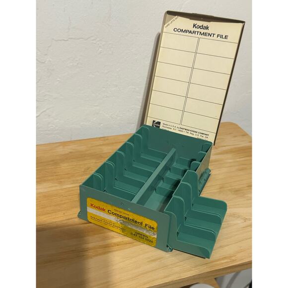 Vintage Kodak Slide Compartment File No.330 Turquois Blue hold 240 slides 2x2 - Picture 3 of 6
